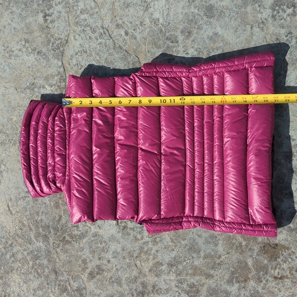 S Vince Camuto Down Vest - Picture 4 of 5